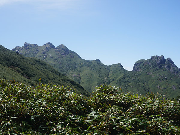 晴れた永田岳