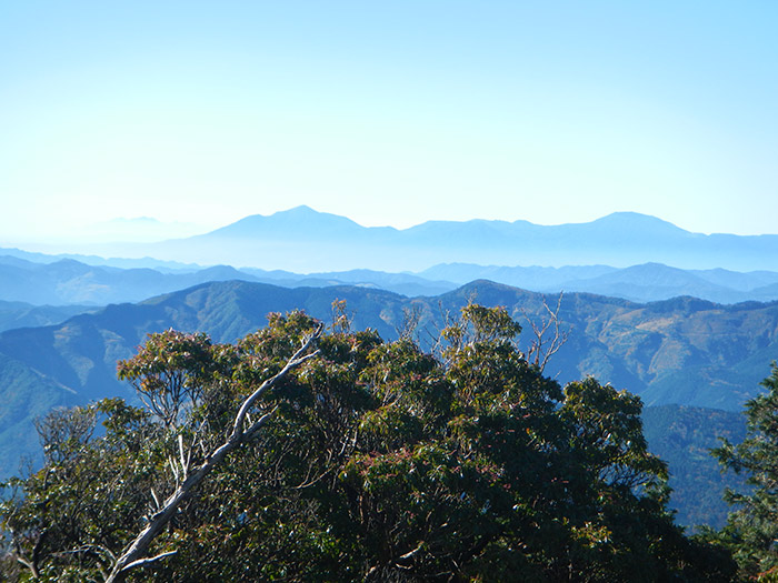 美しい霧島連山